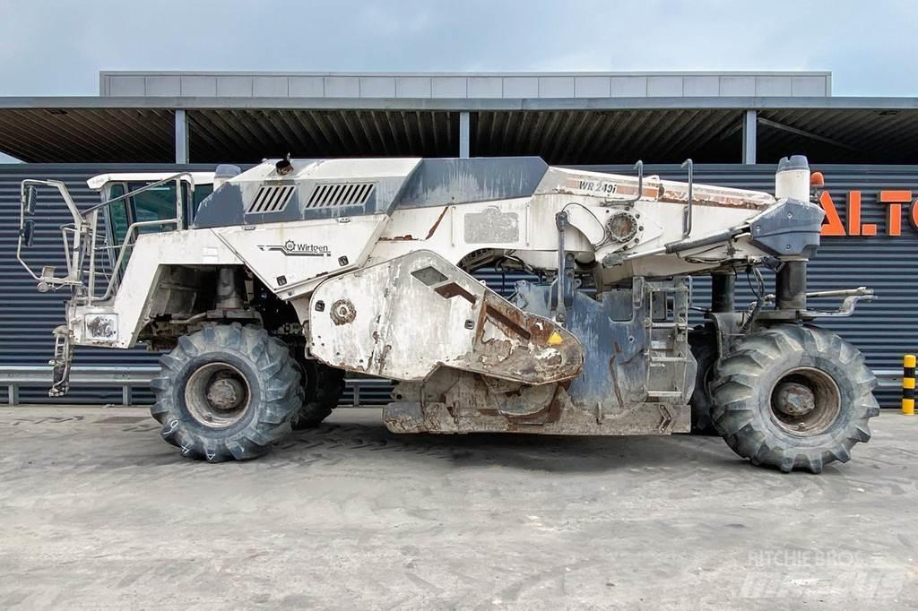 Wirtgen WR 240 Riciclatori d'asfalto