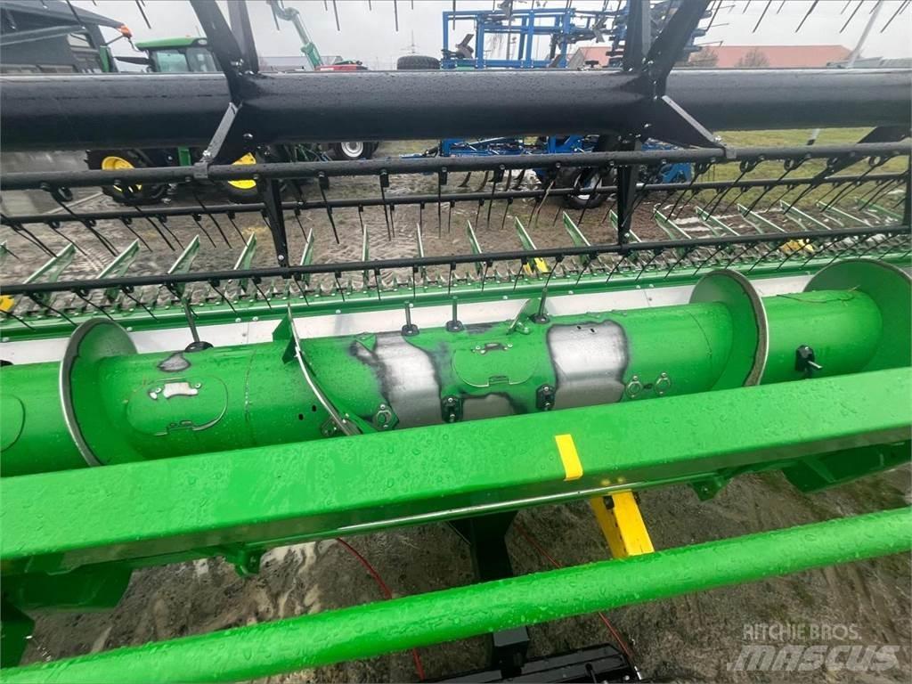 John Deere 625R Accessori per mietitrebbiatrici