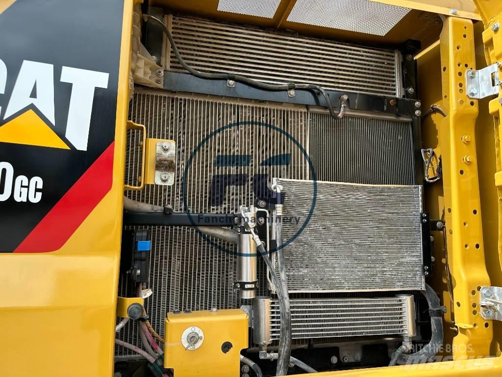 CAT 330 GC Escavatori cingolati