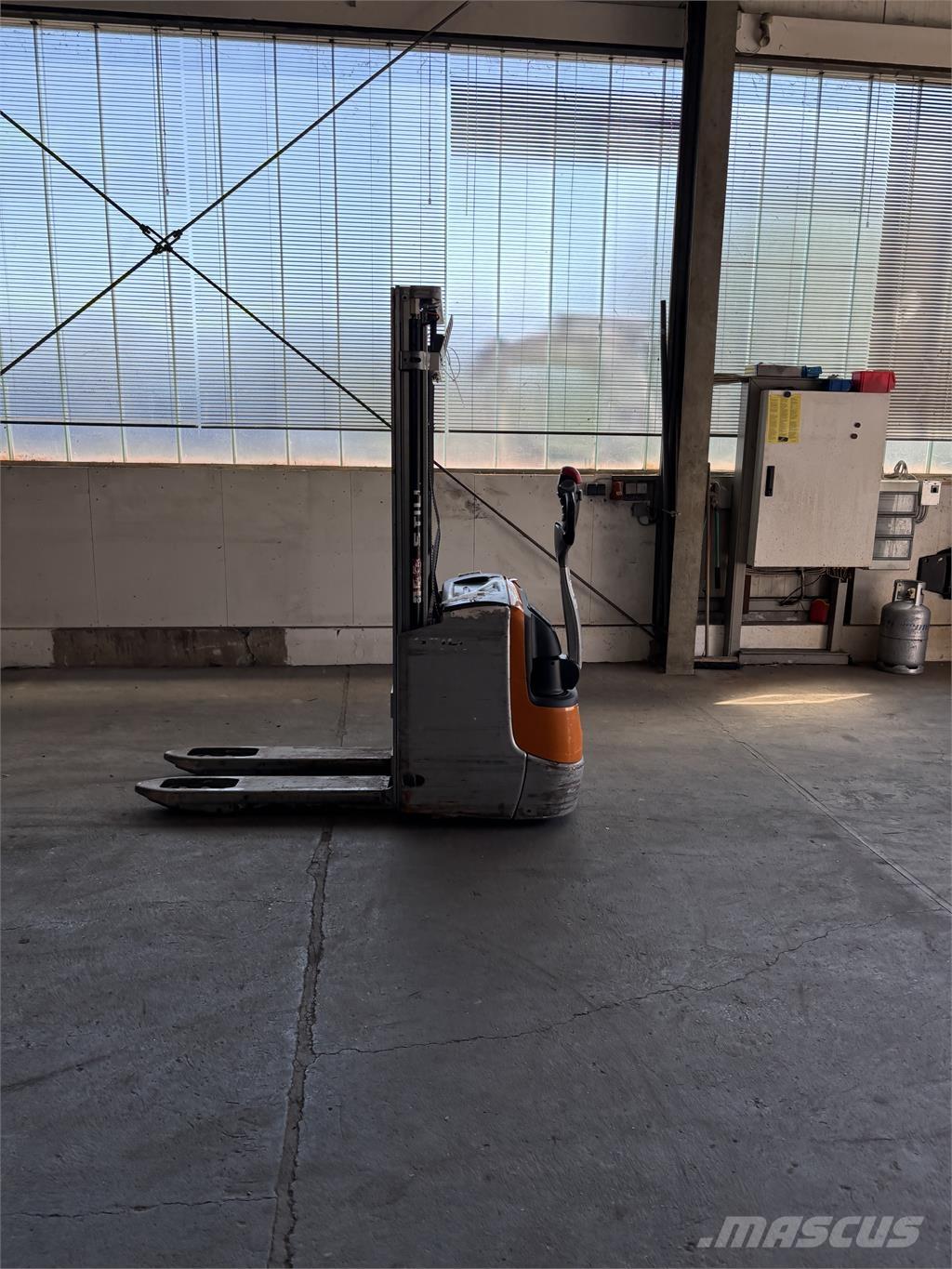 Still EXV 12i Carelli stoccatori  automatici-usati