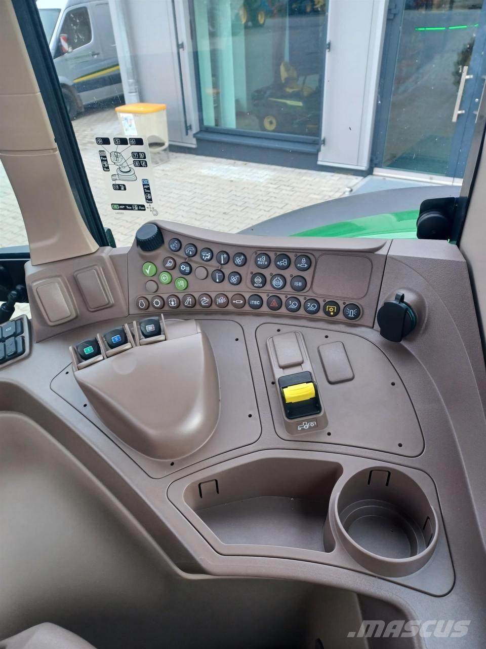 John Deere 6110M Trattori