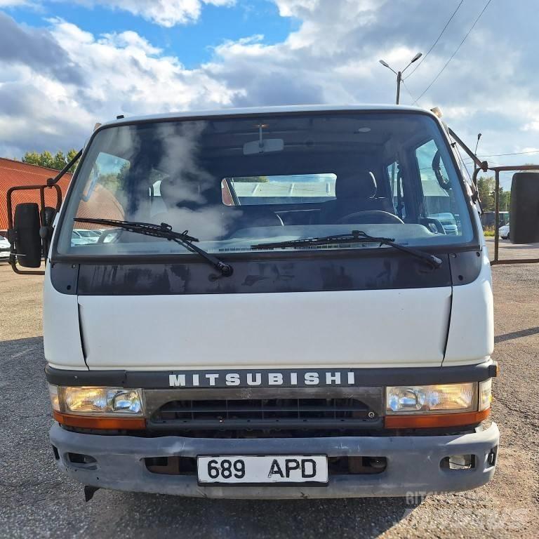Mitsubishi Canter Autogru