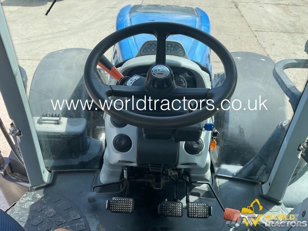 New Holland T 7.245 Trattori