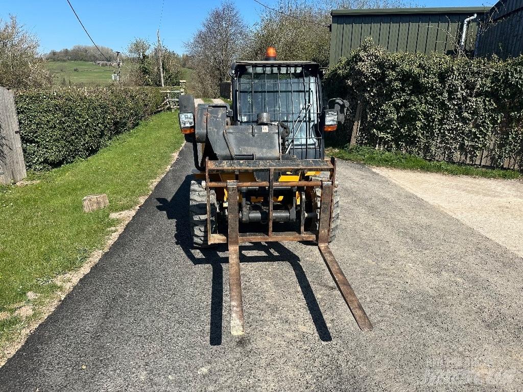 JCB 520-40 Sollevatori telescopici