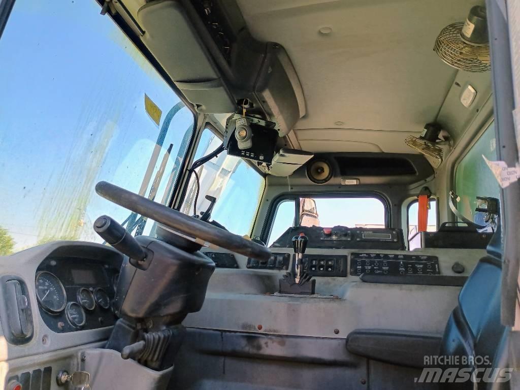 Peterbilt 520 Camion dei rifiuti