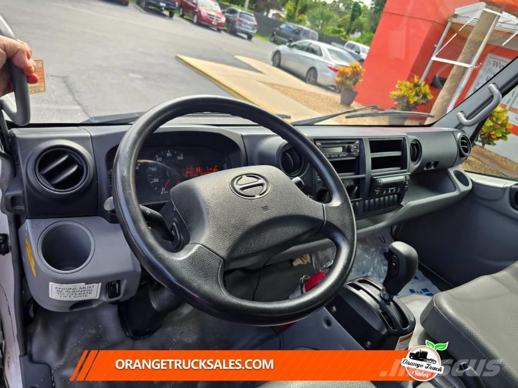 Hino 195 Camion a temperatura controllata