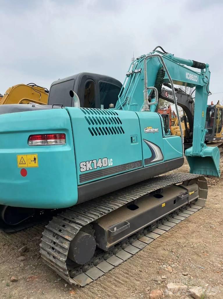Kobelco SK140 Escavatori cingolati
