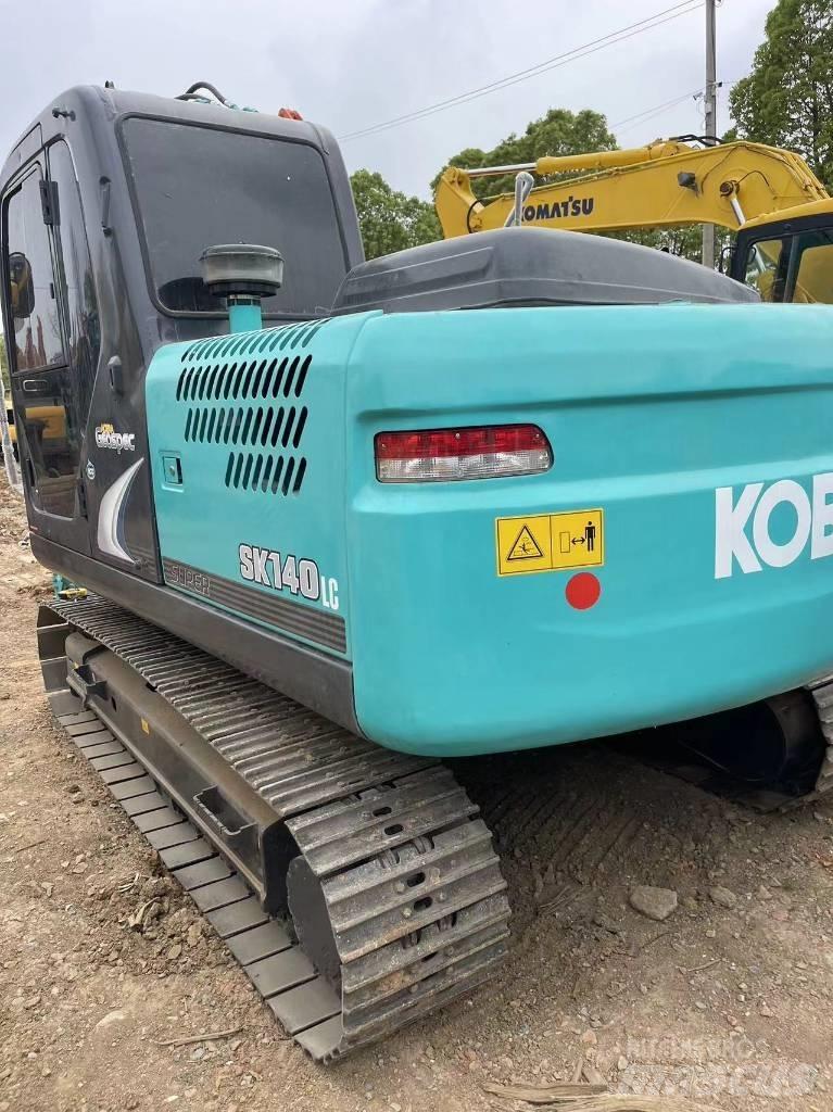 Kobelco SK140 Escavatori cingolati
