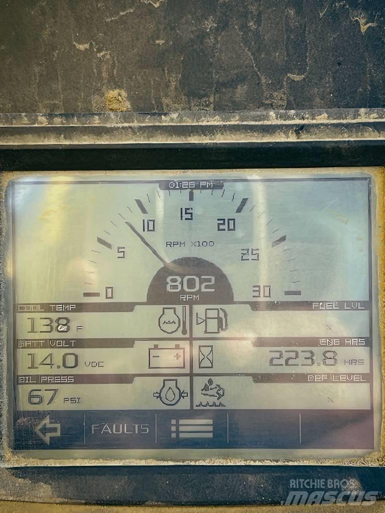 Lorain 1600M Gru per terreni difficili