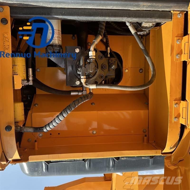 Hyundai 215-9S Escavatori cingolati
