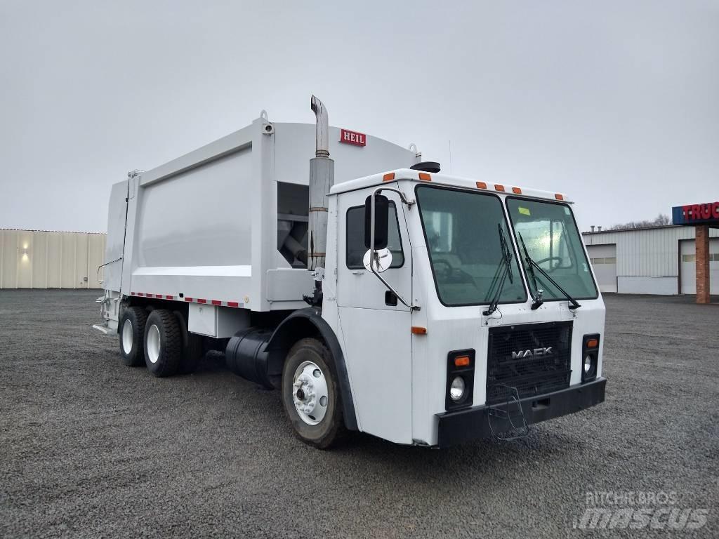 Mack LE613 Camion dei rifiuti