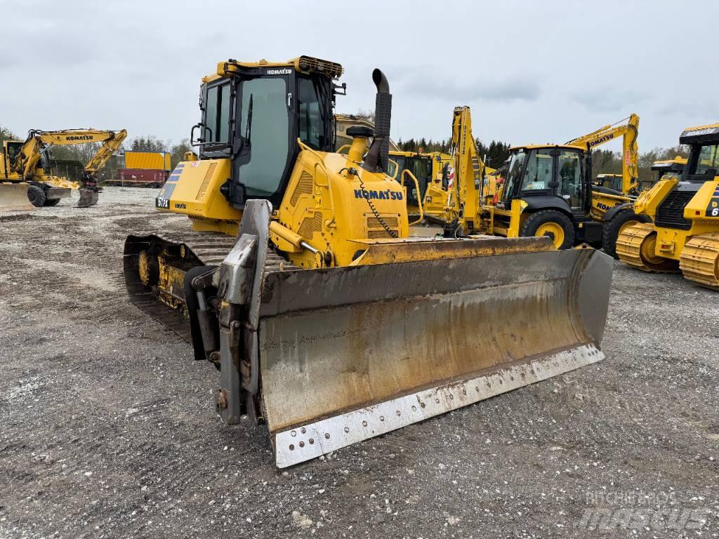 Komatsu D 61 PX-24 Dozer cingolati