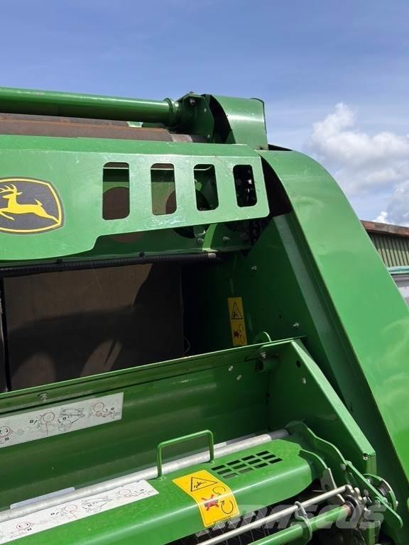 John Deere V461R Rotopresse