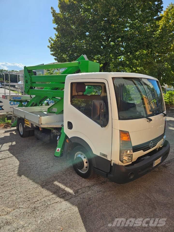 Isoli PNT 205 Piattaforme autocarrate