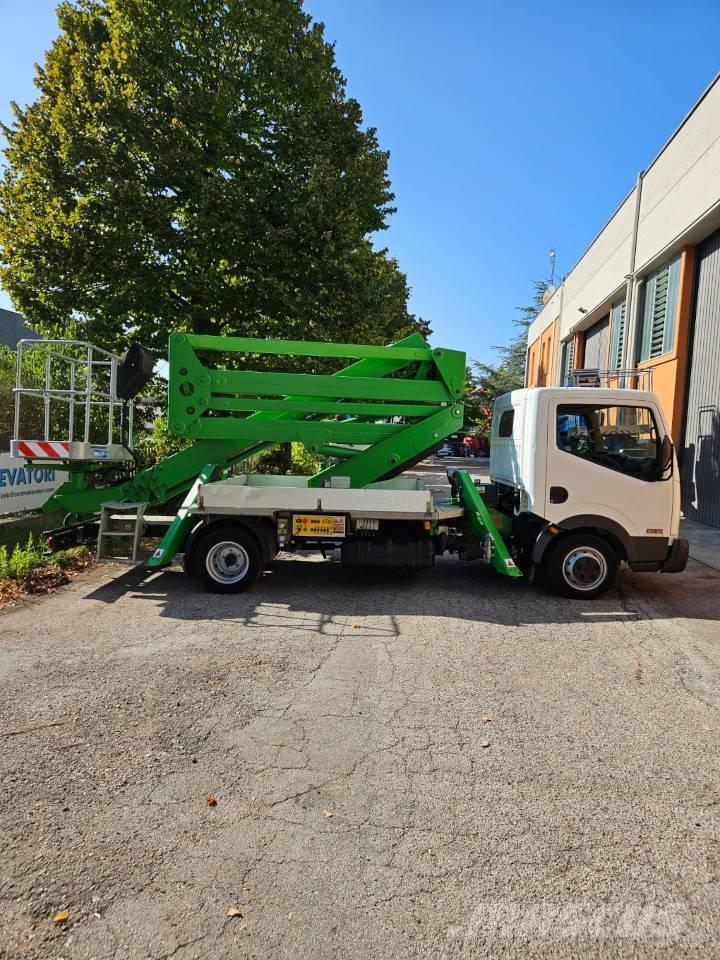 Isoli PNT 205 Piattaforme autocarrate