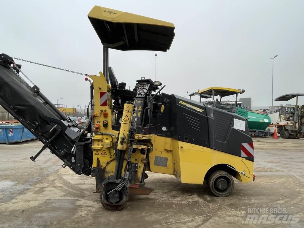 Bomag BM 500/15-2 Fresa a freddo per asfalto