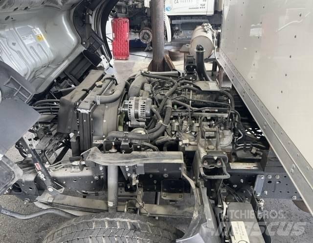 Isuzu NPR Camion cassonati