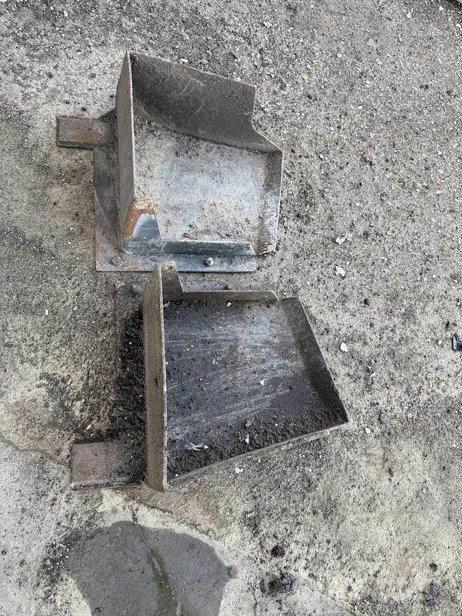 CAT BB 621C Finitrici