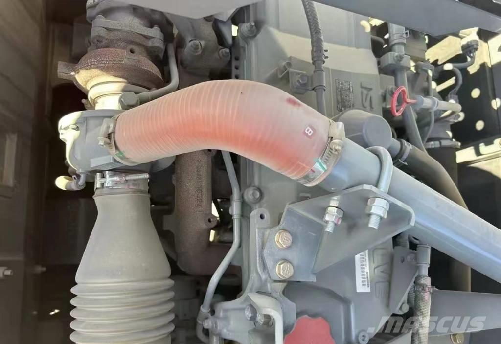 Hitachi 250 Escavatori cingolati