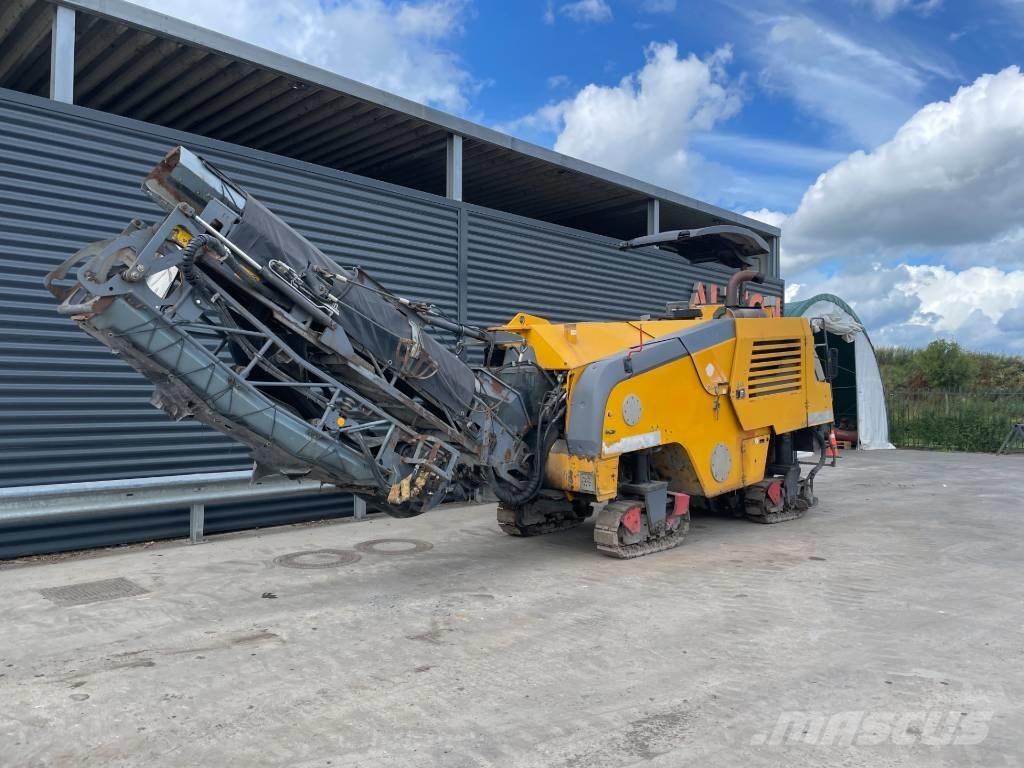 Wirtgen W 100 F Fresa a freddo per asfalto