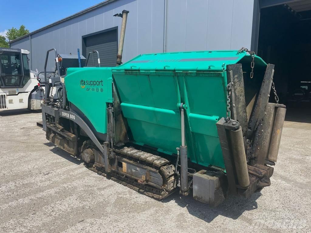 Vögele Super 800 Finitrici