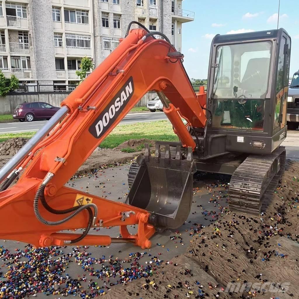 Doosan DH 60 Miniescavatori