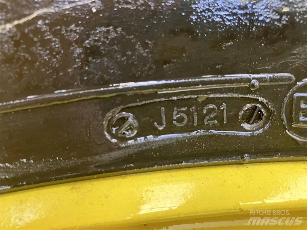 BKT 520/85R38 Pneumatici, ruote e cerchioni