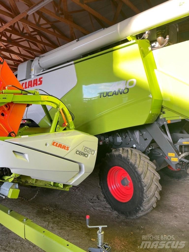 CLAAS Tucano 440 Mietitrebbiatrici