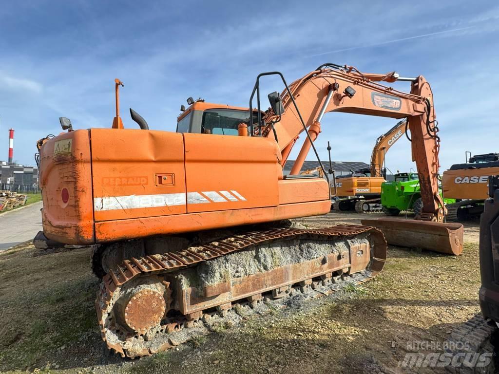 Doosan DX 180 LC Escavatori cingolati