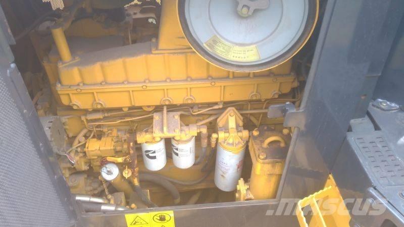 Shantui SD32 Dozer cingolati