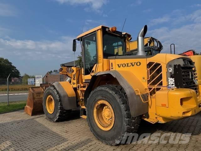 Volvo L 90 F Pale gommate