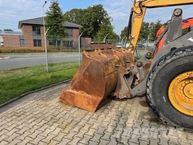 Volvo L 90 F Pale gommate