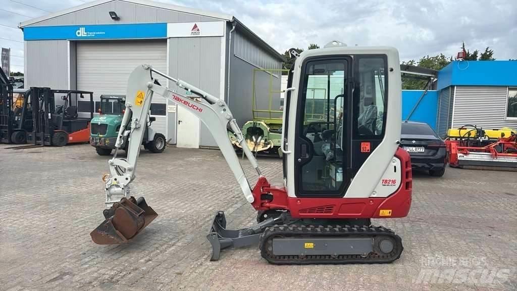Takeuchi TB216 A Miniescavatori