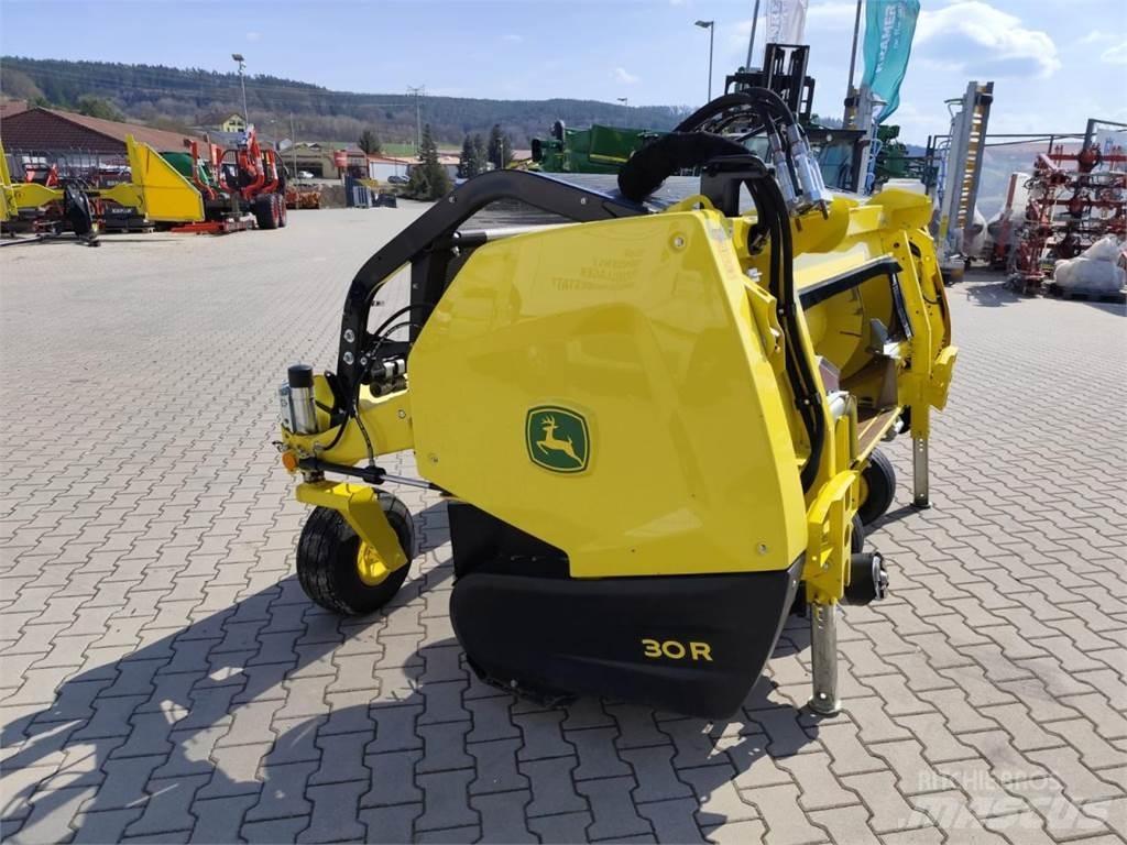 John Deere 9700i Trince semoventi