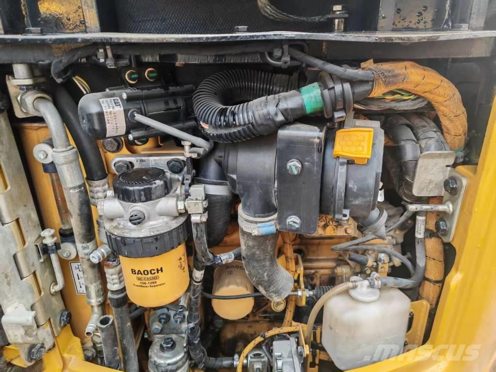 CAT 302 CR Miniescavatori