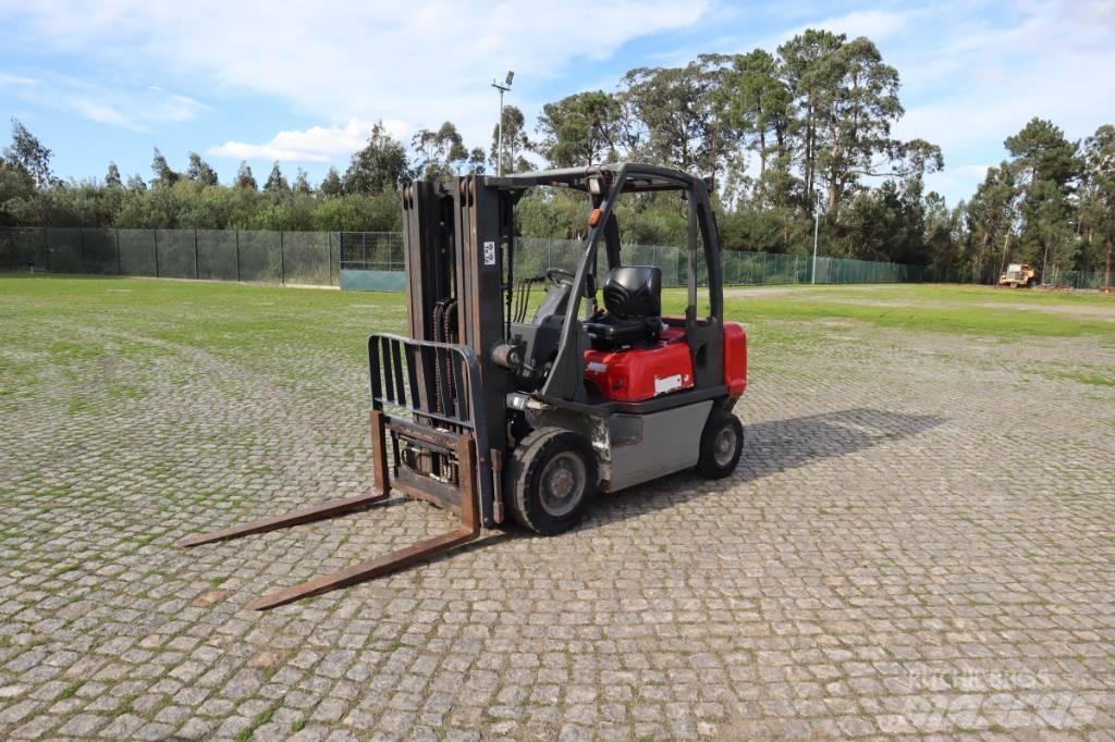 Nissan Y1D2A25Q Carrelli elevatori diesel