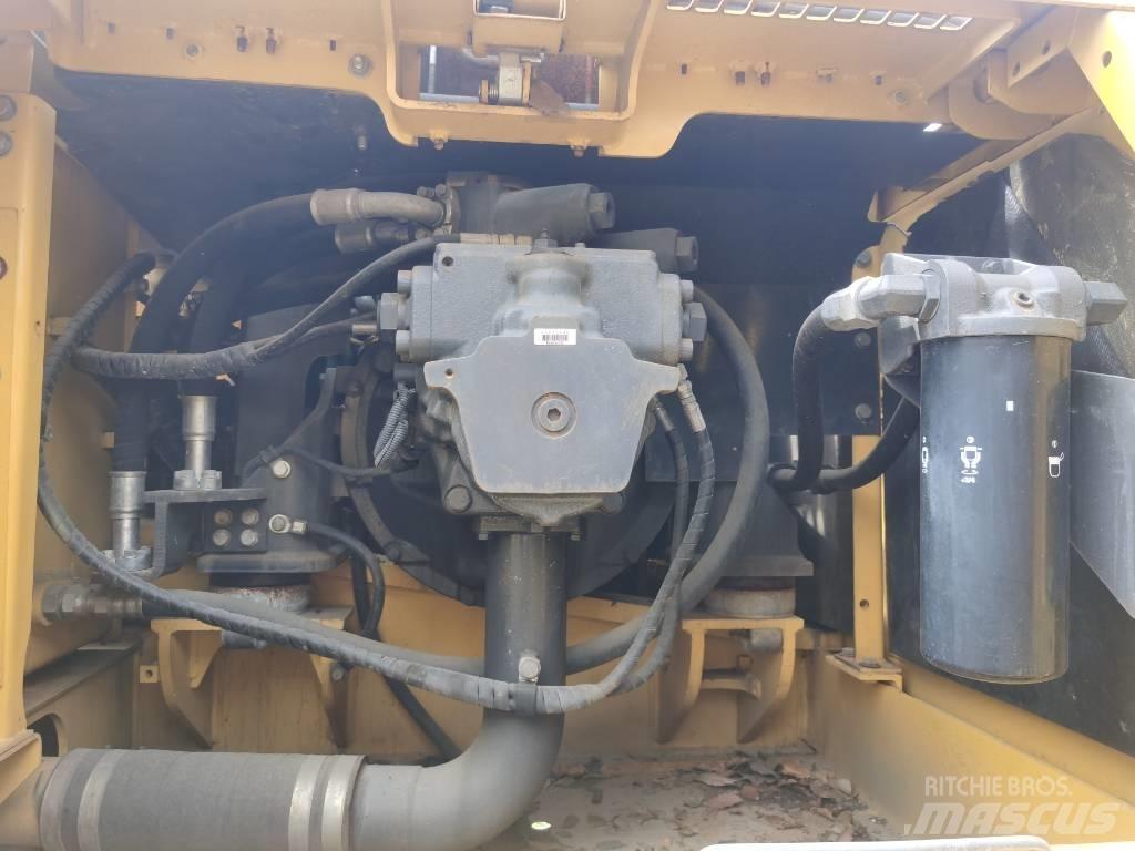 Komatsu PC 350-7 Escavatori cingolati