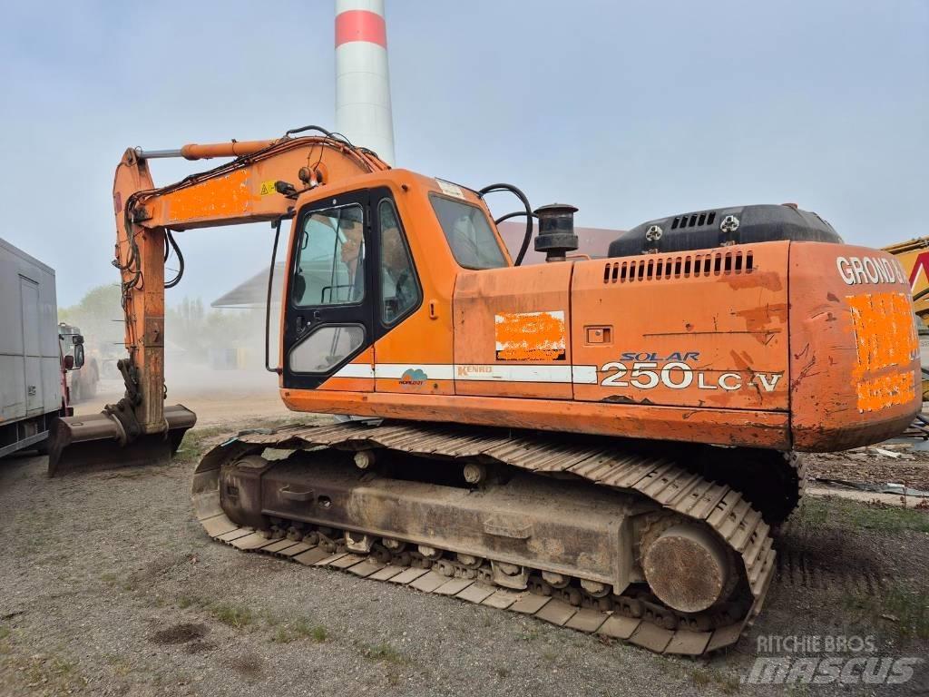 Daewoo S250 Escavatori cingolati