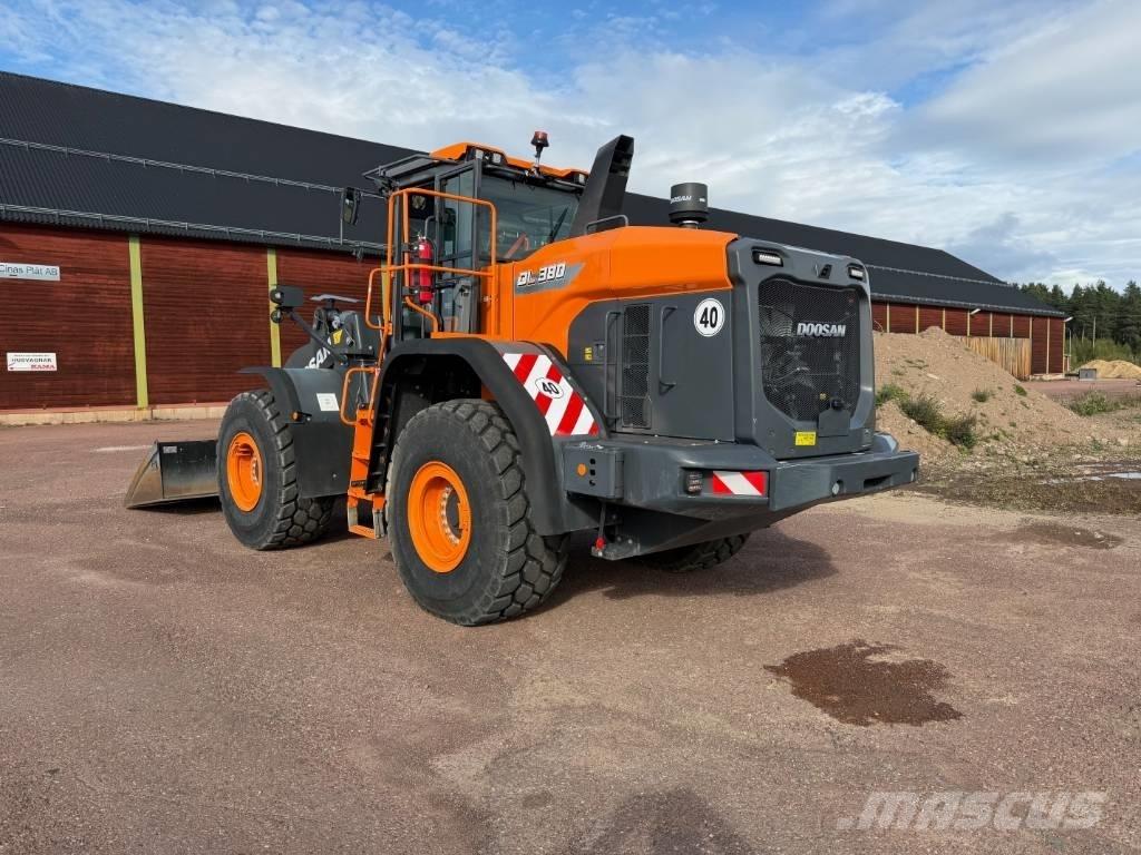Develon DL 380-7 Pale gommate