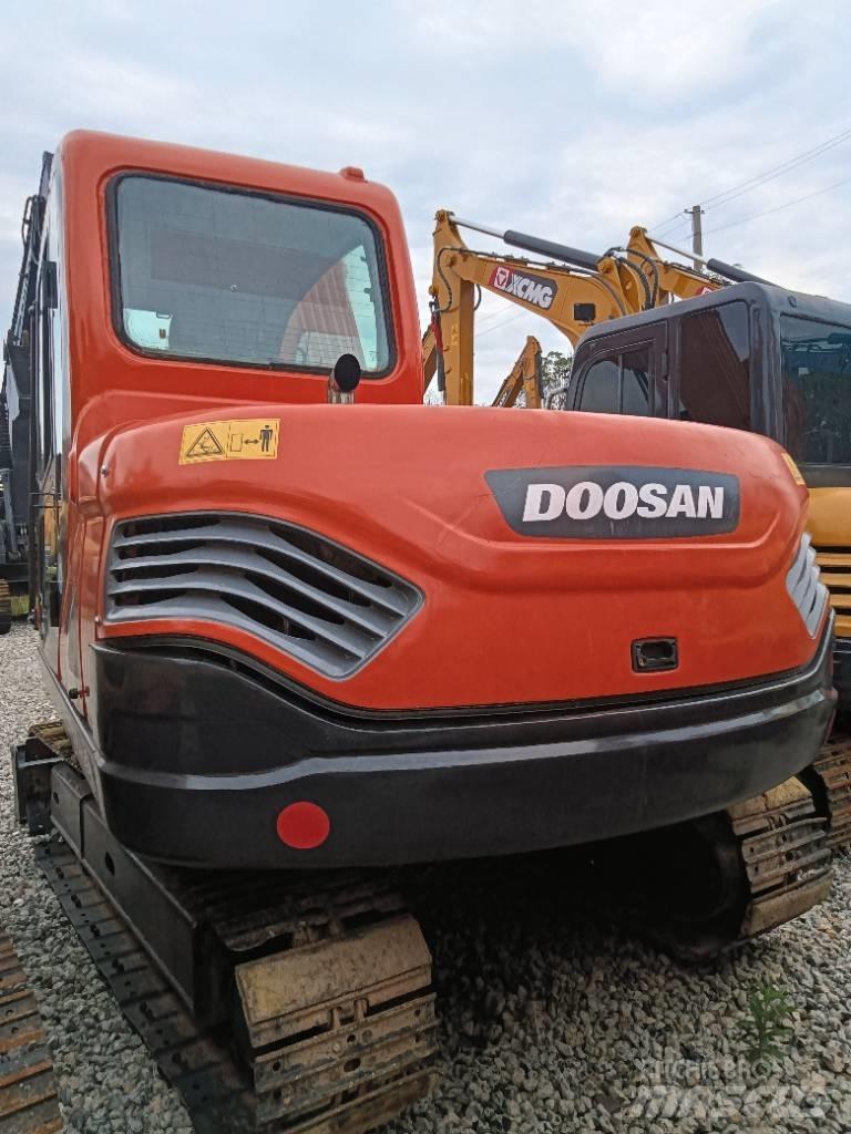 Doosan DX 75 Miniescavatori