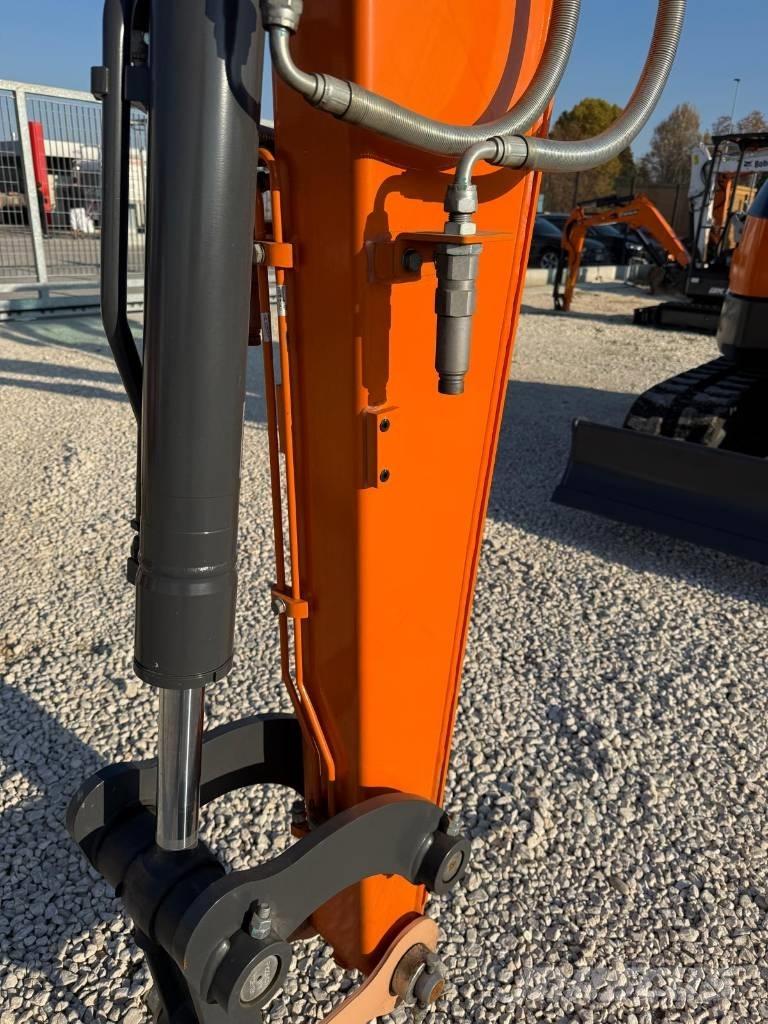 Develon DX 55 R-7 Escavatori cingolati