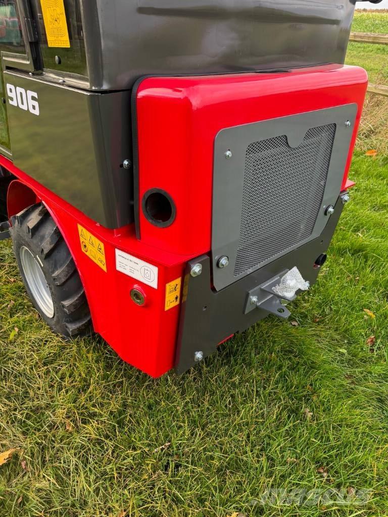 Max Loader 906 Mini pale