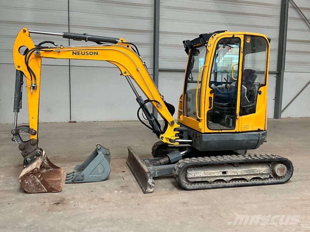 Neuson EZ 38 Miniescavatori