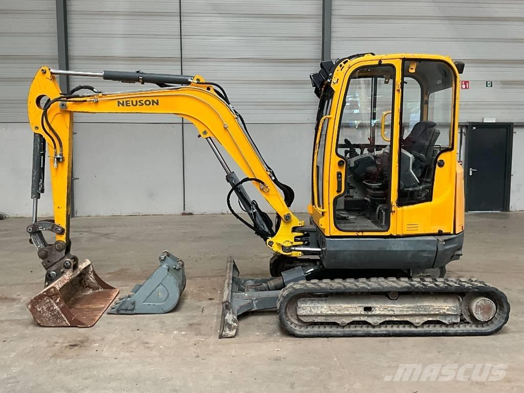 Neuson EZ 38 Miniescavatori
