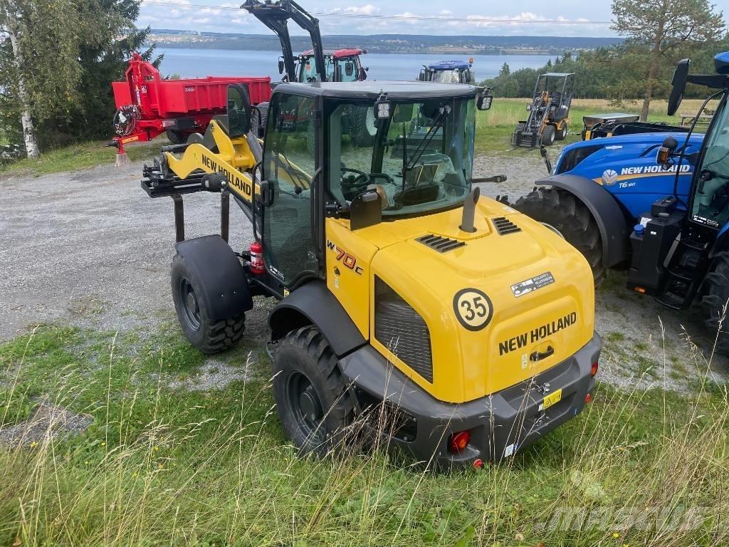 New Holland W70C Pale gommate
