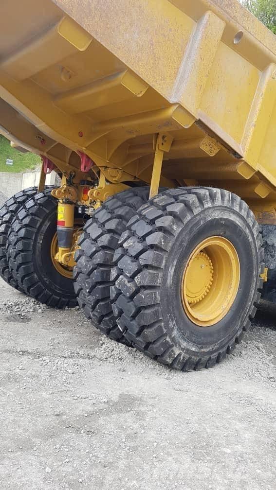 CAT 775 G Dumper a telaio rigido