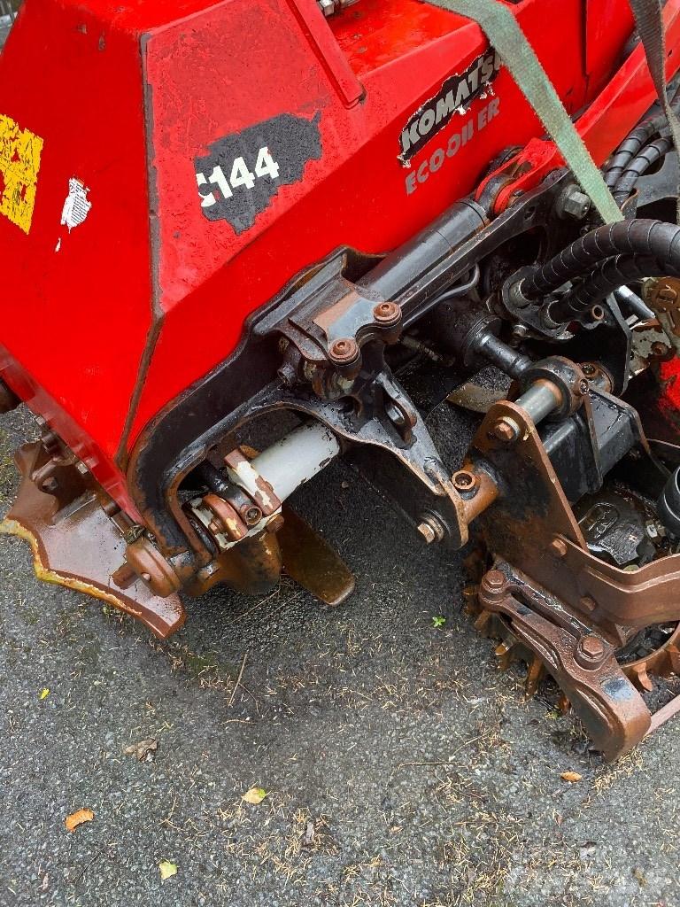 Komatsu C144 Decespugliatrici e trinciatrici idrauliche