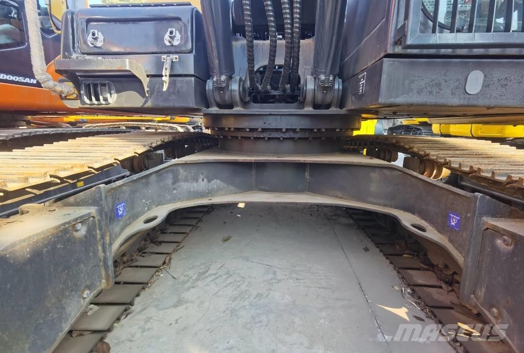 Volvo EC 220 DL Escavatori cingolati