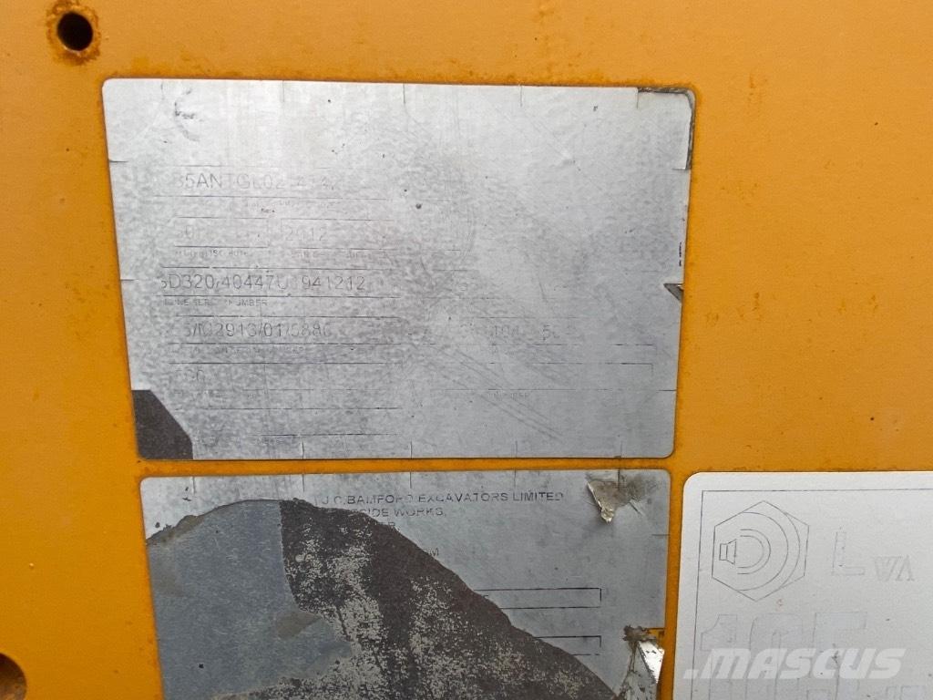 JCB 535-125 Pale gommate telescopiche