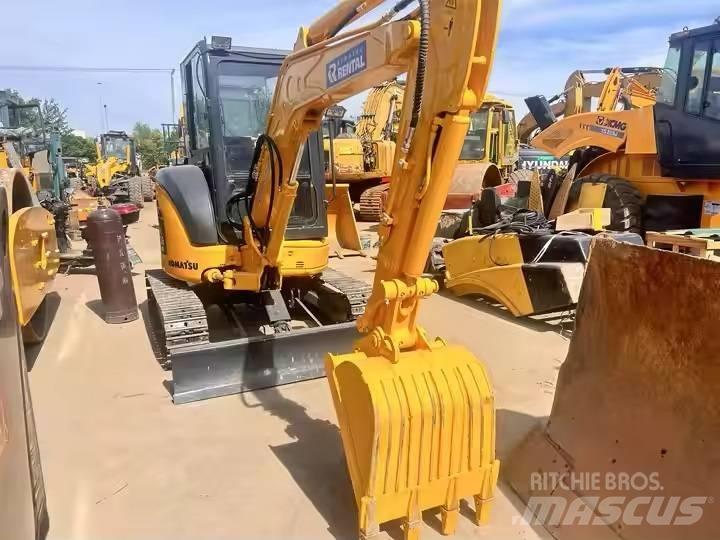 Komatsu PC 35 Miniescavatori